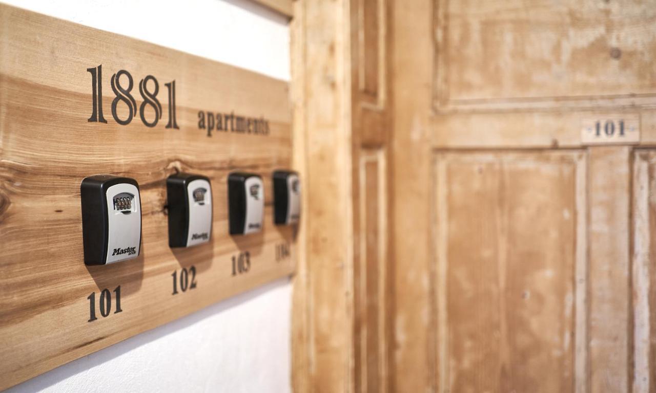 1881 Brasov Old Town Apartments 외부 사진